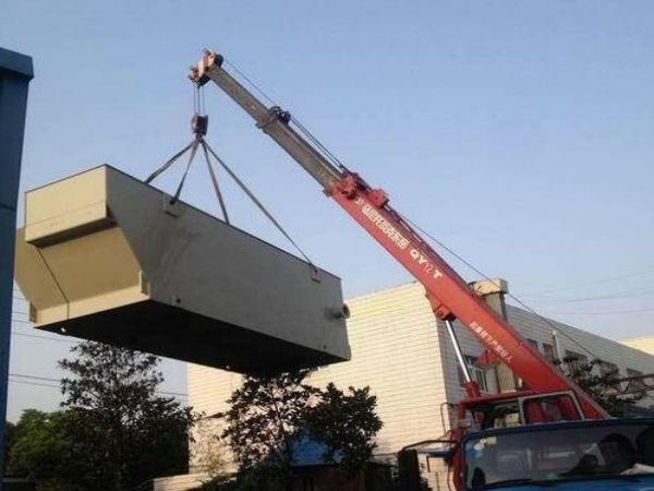 新大同区吊车电话_小型吊车的维护注意事项